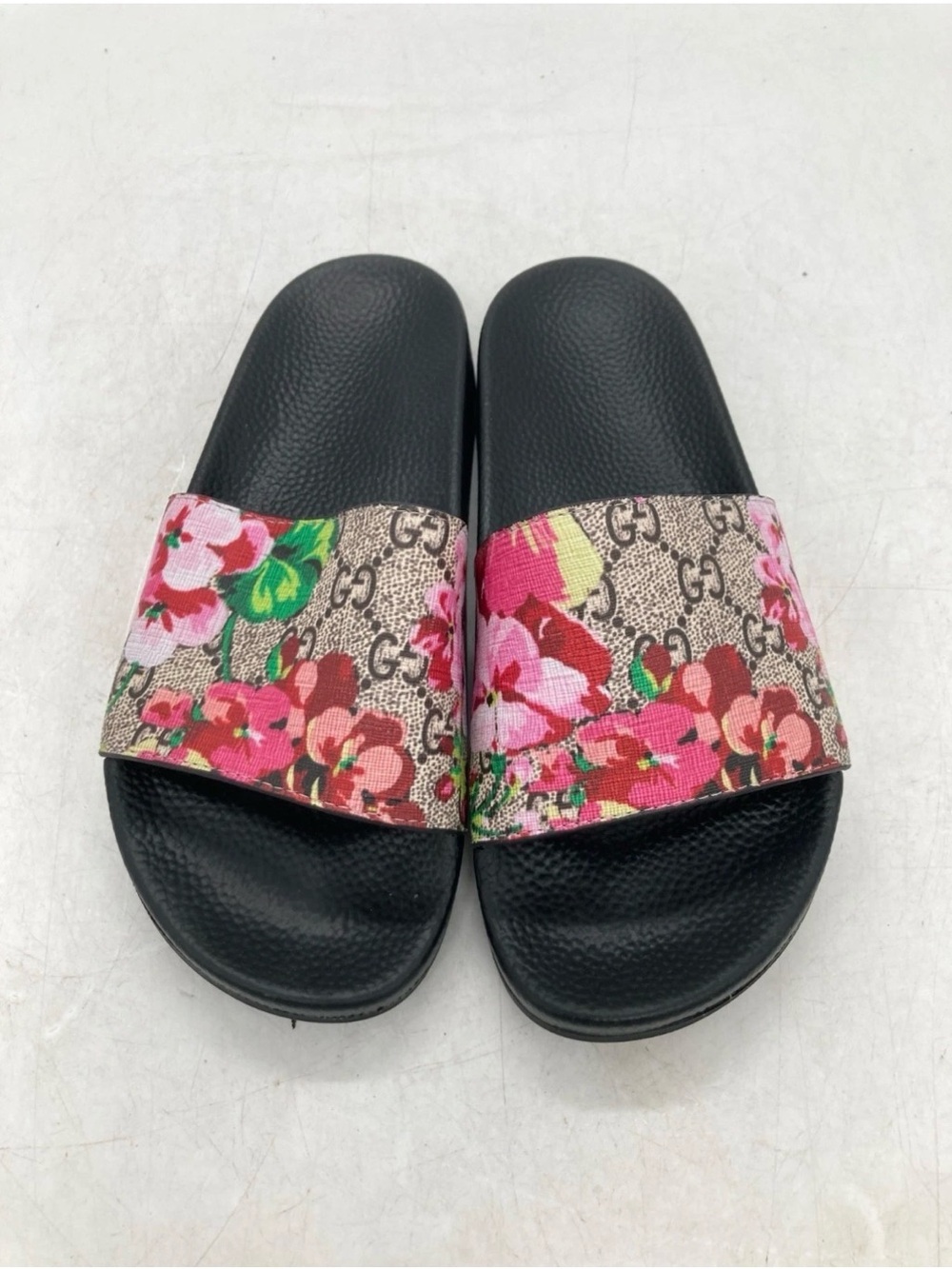 Gucci Floral GG Canvas Slide Sandals - Black & Pink size 7